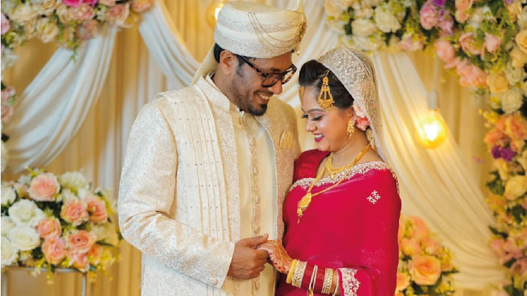 বিয়ে করলেন জামিল ও মুন